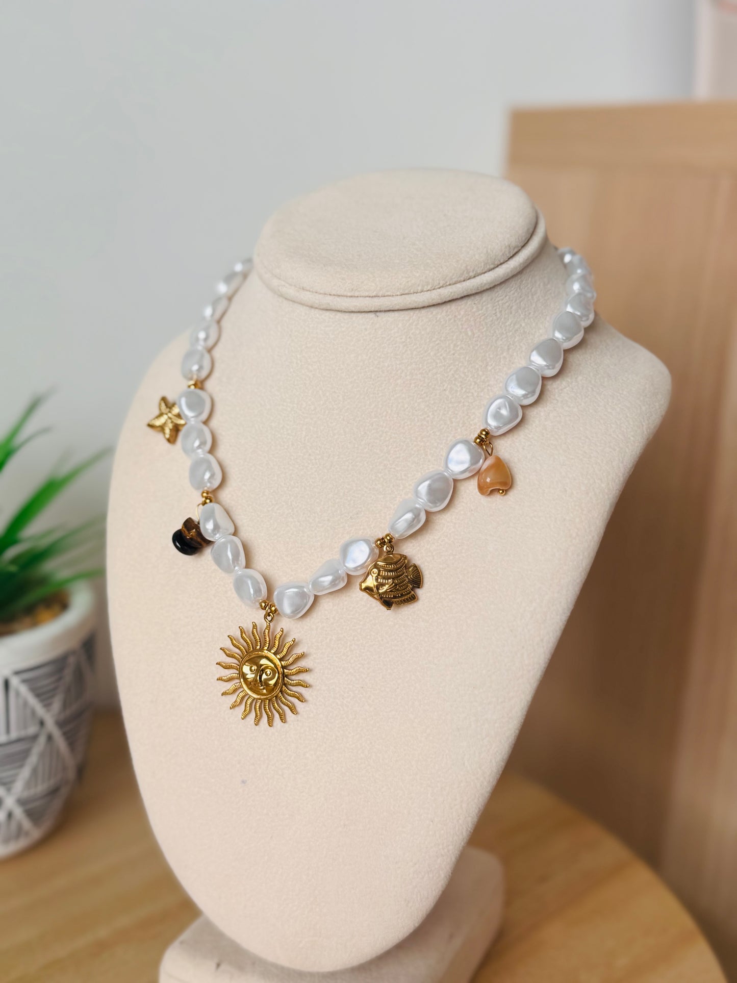 Collier Dona