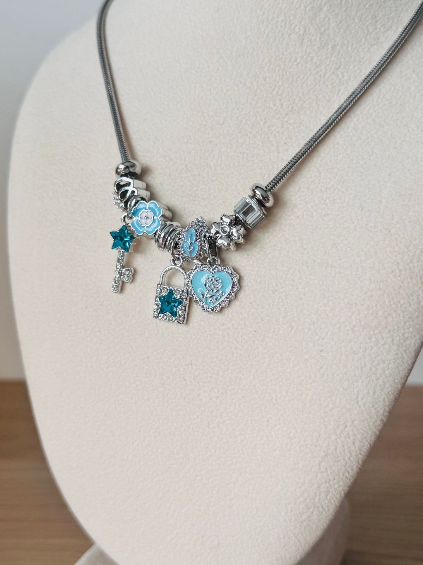 Collier breloque